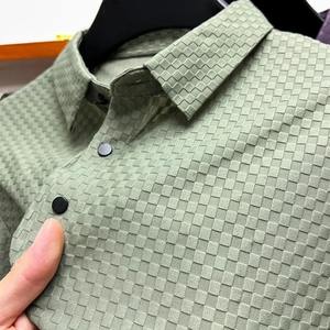 Polo de manga corta con gofres de lujo y a la moda para hombre, solapa, seda helada, transpirable, informal, verano, 2025 nuevo, de gama alta - Product Image 1