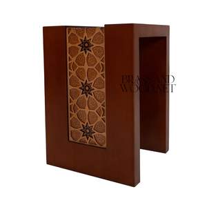 Table d'appoint en bois au design islamique moderne avec motifs géométriques étoilés ajourés et style arabe pour la décoration de maison de luxe - Product Image 3