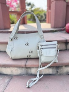Ensemble de deux sacs en cuir véritable : sac fourre-tout et sac bandoulière, sac élégant, vente flash, sacs de créateurs uniques pour femmes, multi-usages - Product Image 5