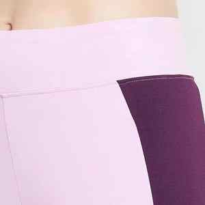 Leggings tricotés pour femmes à taille mi-haute avec logo personnalisé, respirants, pour le fitness, la gym et le yoga, avec service OEM - Product Image 3