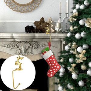 Arbre de support de bas de Noël en métal noir moderne et élégant pour cheminée, présentoir décoratif de vacances - Product Image 6
