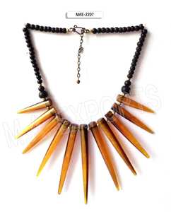 Collar de Moda con Cuentas de Vidrio en Forma de Corazón, Hecho a Mano en India, Estilo Tradicional Moderno para Mujer, Joyería Elegante para Fiestas - Product Image 5