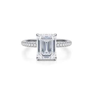 แหวนเพชรมอยส์ซอไนต์ซ่อนมรกต - Product Image 5