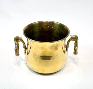 Ensemble de deux jardinières en métal antique finition laiton, fabriquées en fer, best-seller, jardinières modernes en fer - Product Image 1