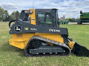 Oferta superior de 2025 Now Going 325G Minicargadora con cargador frontal Características Motor y componentes del núcleo de la bomba - Product Image 4