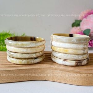 NICE BANGLES BRACELETS BUFFALO CORNE MODERNE BANGLES et Bracelets En Gros Date Mode Artisanat Bracelet - Product Image 5