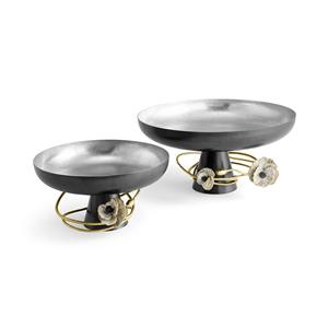 Luxury Sculpted Metal Decorative Bowl for Stylish Home Decor and Refined <b>Tabletop</b> <b>Display</b> - Product Image 2