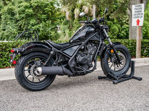 มอเตอร์ไซค์ครุยเซอร์ New 2026 Rebel 500 E-Clutch - Product Image 3