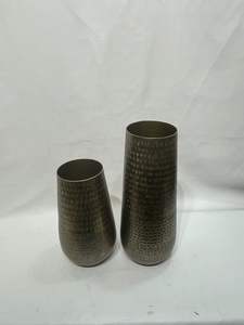 Juego de jarrones de flores de metal decorativos elegantes, comúnmente utilizados para la decoración del hogar y la decoración de interiores, precio al por mayor - Product Image 3