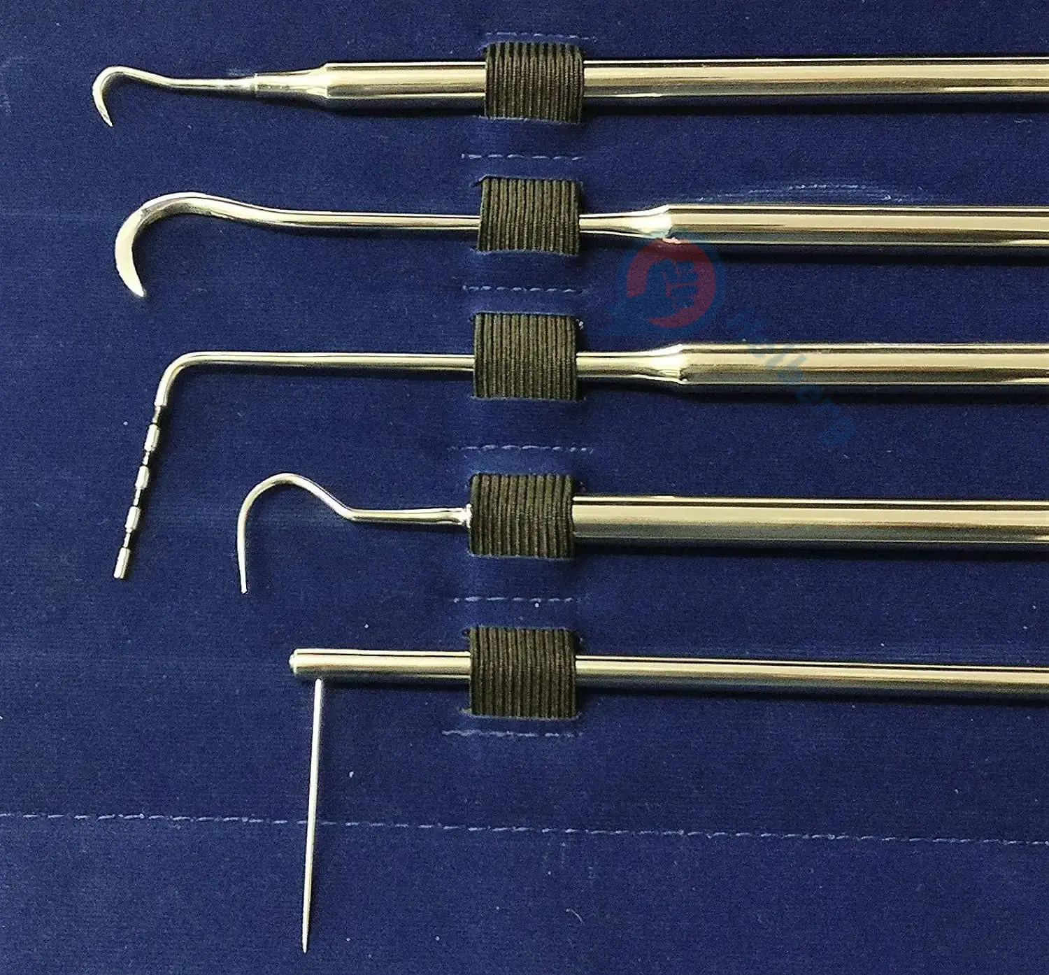 Bestes Qualitäts-Set mit 7 Stück Skalierer, Pflüge, Sonden, Forzellanstück, Equiden-Periodontal-Instrument aus Edelstahl mit CE-Zulassung