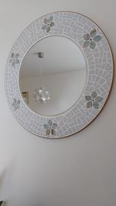 Miroir mural artisanal à motif floral avec cadre métallique, couleur personnalisée classique, vente en gros, pour lavabo - Product Image 6