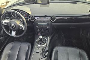 รถมือสอง ปี 2006 มาสด้า MX-5 Miata Grand Touring พวงมาลัยซ้าย/ขวา - Product Image 4