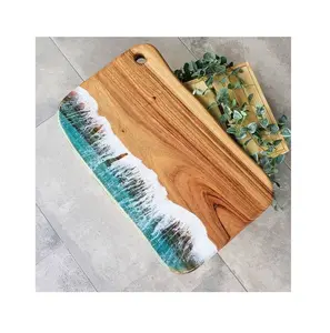 Nouveau modèle de planche à découper et cuillère à couverts en résine époxy en bois fait à la main Top Designs cuillère en résine en bois pour ustensiles de cuisine
