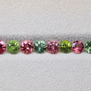 พลอยทัวร์มาลีนธรรมชาติทรงกลมเจียระไนขนาด 5 มม. - พลอยทัวร์มาลีนหลากสี - คุณภาพแท้ พลอยทัวร์มาลีนหลากสี - Product Image 1