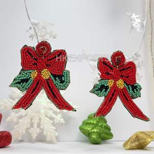 Pendientes de lazo hechos a mano con cuentas para mujer, joyería de moda festiva verde roja, Pendientes colgantes llamativos dorados para vacaciones de Navidad - Product Image 3