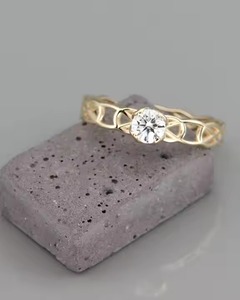 18K Solid Yellow Gold Solitaire D VS1 Lab Grown Brilliant Cut <b>Celtic</b> Engagement Wedding Promise <b>Ring</b> Unique for Her Parties - Product Image 3