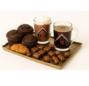 Bandeja decorativa de metal para servir chocolate hecha a mano para impresionar con un detalle llamativo y adornado y una presentación inolvidable - Product Image 2