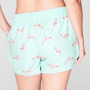 Vêtements de sport en coton à la mode Shorts pour femmes Activewear Bas d'entraînement professionnel Fabriqué au Pakistan Shorts de fitness de haute qualité - Product Image 3