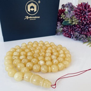 Misbaha en ambre blanc de la Baltique, 66 perles, ambre blanc naturel, prière islamique - Product Image 1