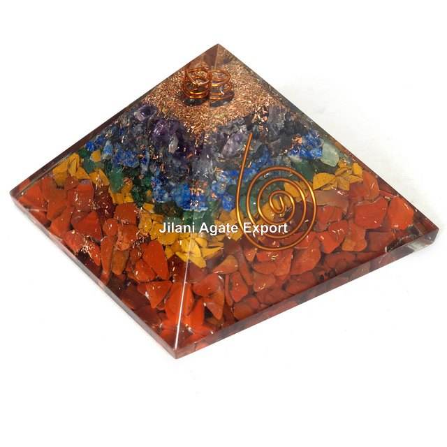 มีสีสัน