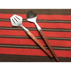 Saladier élégant en bois et en métal pour déjeuner et table à dîner idéal pour toute occasion nouveau design - Product Image 3