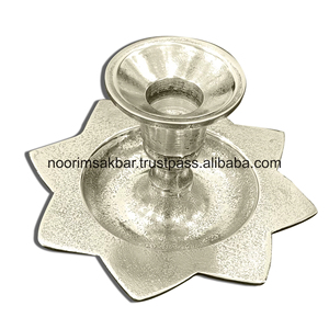 Candelabro de Aluminio Premium Hecho a Mano con Recubrimiento de Níquel, Portavelas Cónico Personalizable para Navidad, Novedad 2026 - Product Image 3