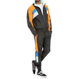 Ensemble de survêtement coupe-vent imprimé élégant pour l'hiver pour hommes et femmes, confortable, coupe-vent, écologique, vêtements de sport, directement de l'usine - Product Image 5