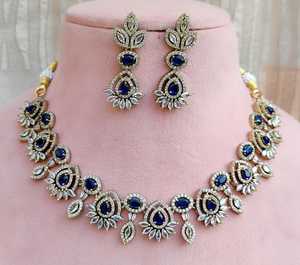 ชุดสร้อยคอเพชร CZ ทรงดาวขนาดใหญ่แบบดั้งเดิมที่มีคุณภาพสวยงามในการทาโปแลนด์เหมาะสำหรับสวมใส่ในงานปาร์ตี้ชุดสร้อยคอสุดหรู - Product Image 2