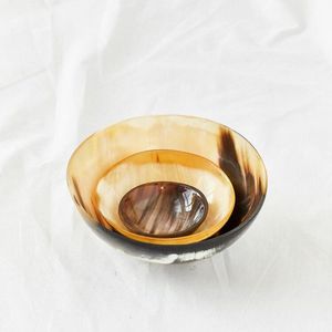 Bol artisanal en corne de buffle rustique pour servir sur la table à manger, décoration de la maison, beauté naturelle artisanale - Product Image 2