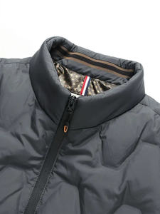 Meilleures ventes de doudoune d'hiver pour hommes, veste en cuir personnalisée, avec décoration en fourrure, service OEM - Product Image 3