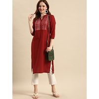 Kurta de travail rouge en coton imprimé Ramas pour femmes, avec manches trois-quarts, style droit, provenant du Rajasthan