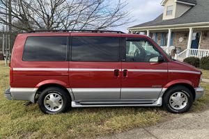 Auto Usado Confiable, Chevrolet Astro LS 2000 - Product Image 5