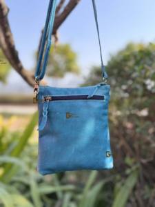 Sac bandoulière en cuir véritable fait main, dernière arrivée, collection élégante, sac à main multi-usages, sacs de créateurs pour femmes - Product Image 4