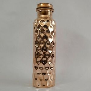 Botella de agua de cobre antigua, capacidad de 500ml, superficie pulida de alta calidad, beneficios de salud únicos de inspiración Ayurvédica para uso diario - Product Image 3