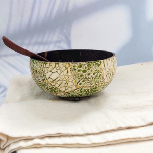 Bols à noix de coco naturelle OEM de haute qualité, vaisselle en nacre incrustée, bol à fruits secs artisanat du Vietnam - Product Image 1