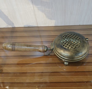 Antique Brass Loban <b>Burner</b> Handmade Hanging Metal <b>Incense</b> <b>Holder</b> with Handle Ideal for Meditation Rituals and Aromatherapy Decor - Product Image 3