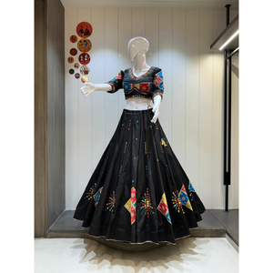 Chaniya Choli Tradicional para Mujer, Diseño de Algodón Jaam, Dupatta de Algodón Puro, Pallu Pesado, Bordado Computarizado, Absorbe la Humedad - Product Image 1