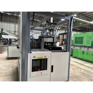 Máquina de soplado de mascotas de 3 cavidades Aim Technologies Capacidad de 2000 BPH para línea de procesamiento de bebidas - Product Image 4