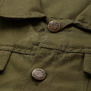 Chaqueta vaquera para hombre de invierno con diseño personalizado de alta calidad, servicio OEM, logotipo frontal de algodón 100% - Product Image 6