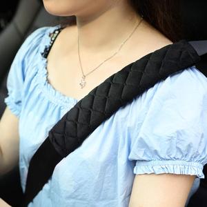 Support d'épaule souple pour voitures ou sacs Protecteur de sangle de voiture, coussin de couverture de ceinture de sécurité - Product Image 1