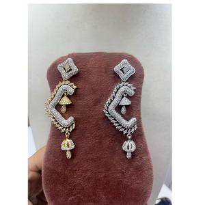 Pendientes de moda para mujeres y niñas Pendientes de racimo de moda Pendientes de lujo Fiestas de compromiso y Aniversario - Product Image 1