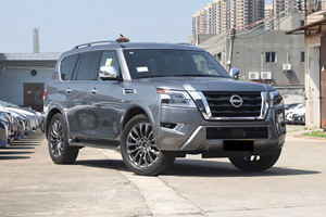 Nissan Patrol 2023 5.6L V8 SUV Premium 4x4 Capacités tout-terrain Historique d'entretien complet Faible kilométrage Titre propre Sans accidents - Product Image 2