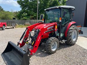 Nuevo 2023 Massey Ferguson 1840MH Deluxe Cab Wheel Tractor 35HP Motor Gear & Gearbox - Product Image 5