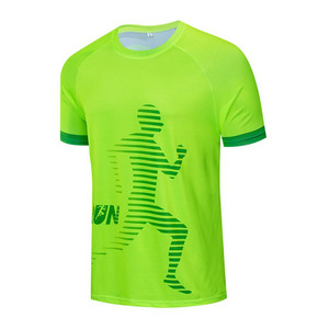 T-shirts de sublimation de haute qualité, tissu polyester uni, parfait pour l'impression photo, les cadeaux et les vêtements personnalisés - Product Image 2