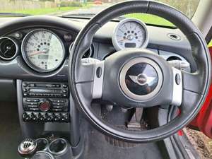 MINI HATCHBACK USADO 2004, Volante a la Izquierda/Derecha - Product Image 5