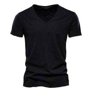 100% coton hommes T-shirt col en v Design de mode Slim Fit solide T-shirts hommes hauts t-shirts à manches courtes T-shirt pour hommes - Product Image 2