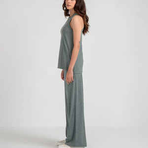 Débardeur Femme de Qualité Supérieure en Toile Respirante, Coupe Confortable, Style Décontracté, Design Personnalisable, Séchage Rapide à l'Avant - Product Image 4