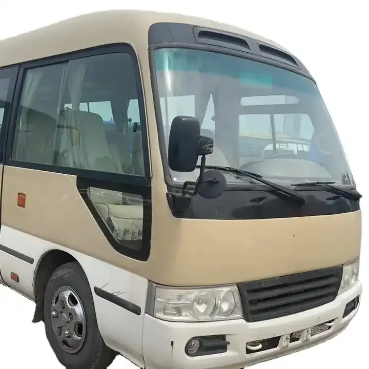 Goede Staat Gebruikte Dieselmotor Japan Merk Toyota Coaster 30 Zitplaatsen Bus Te Koop