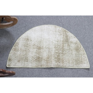 Tapis rond vintage turc 2,5x1,5 pieds, tapis en laine grise - Product Image 1