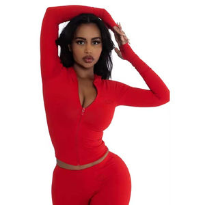 Ensemble d'hiver personnalisé solide pour femmes Veste zippée en deux pièces Pantalon de jogging évasé skinny Pantalon à capuche Basics Pantalon évasé Tenues de survêtement - Product Image 5